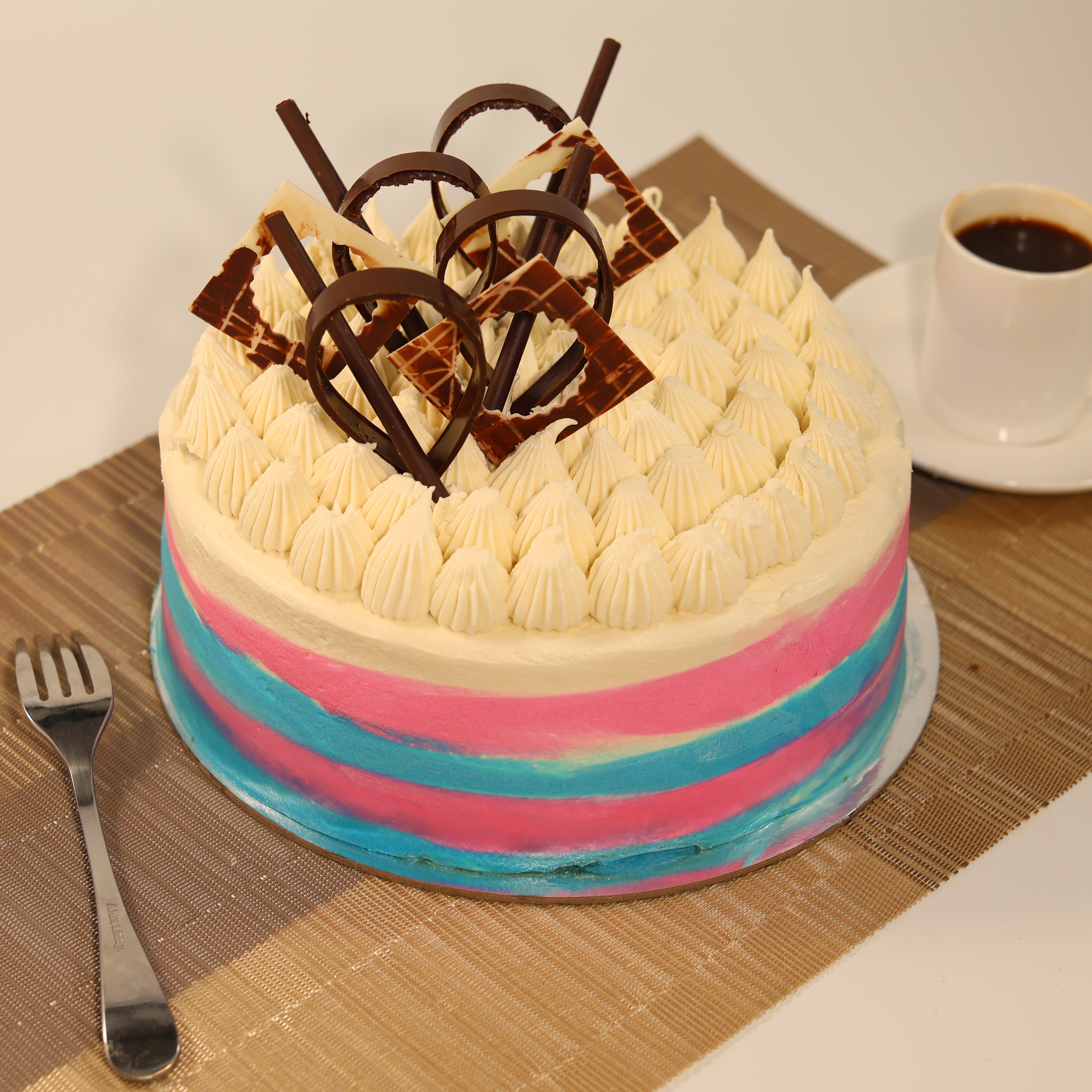 LARGE HUMMINGBIRD CAKE