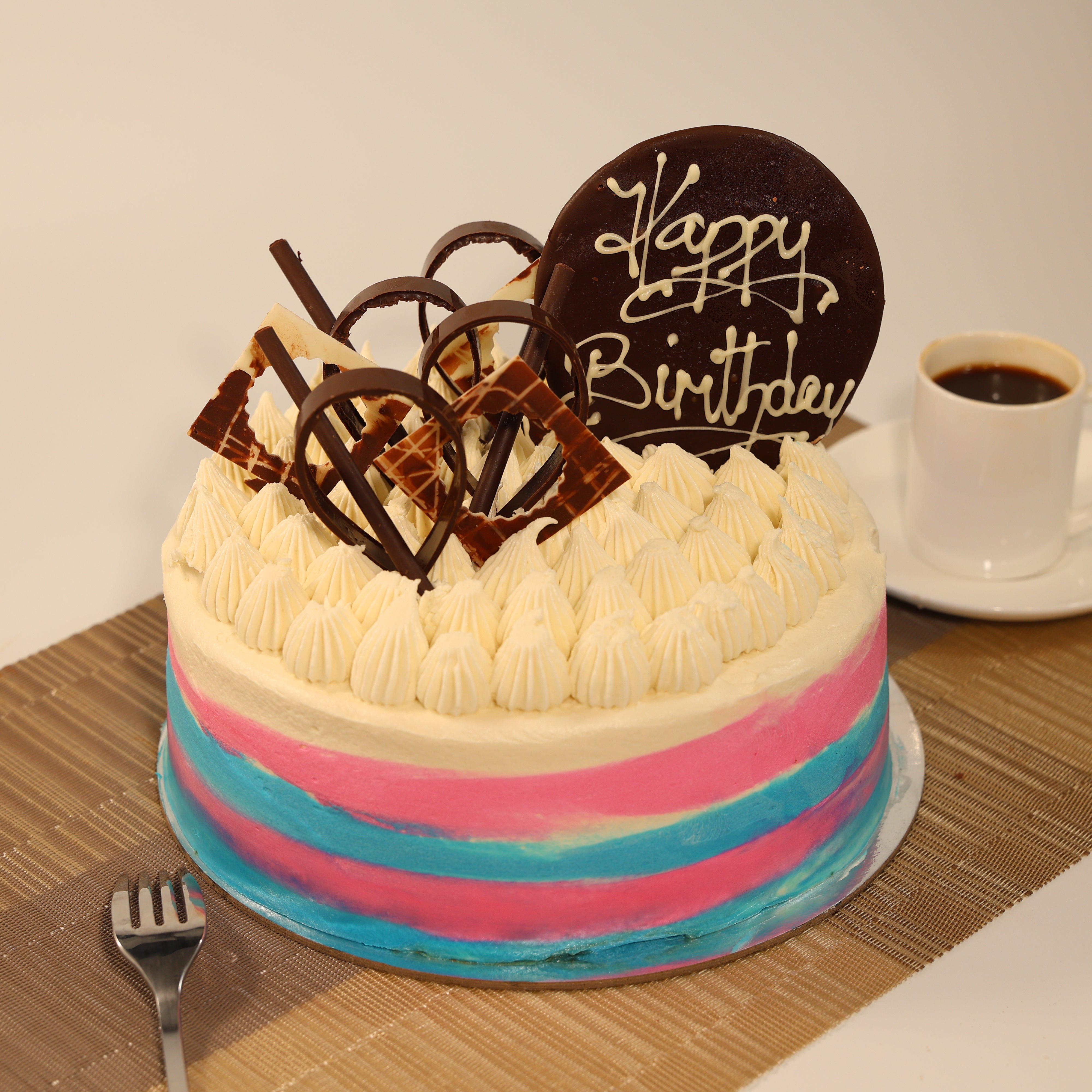 LARGE HUMMINGBIRD CAKE