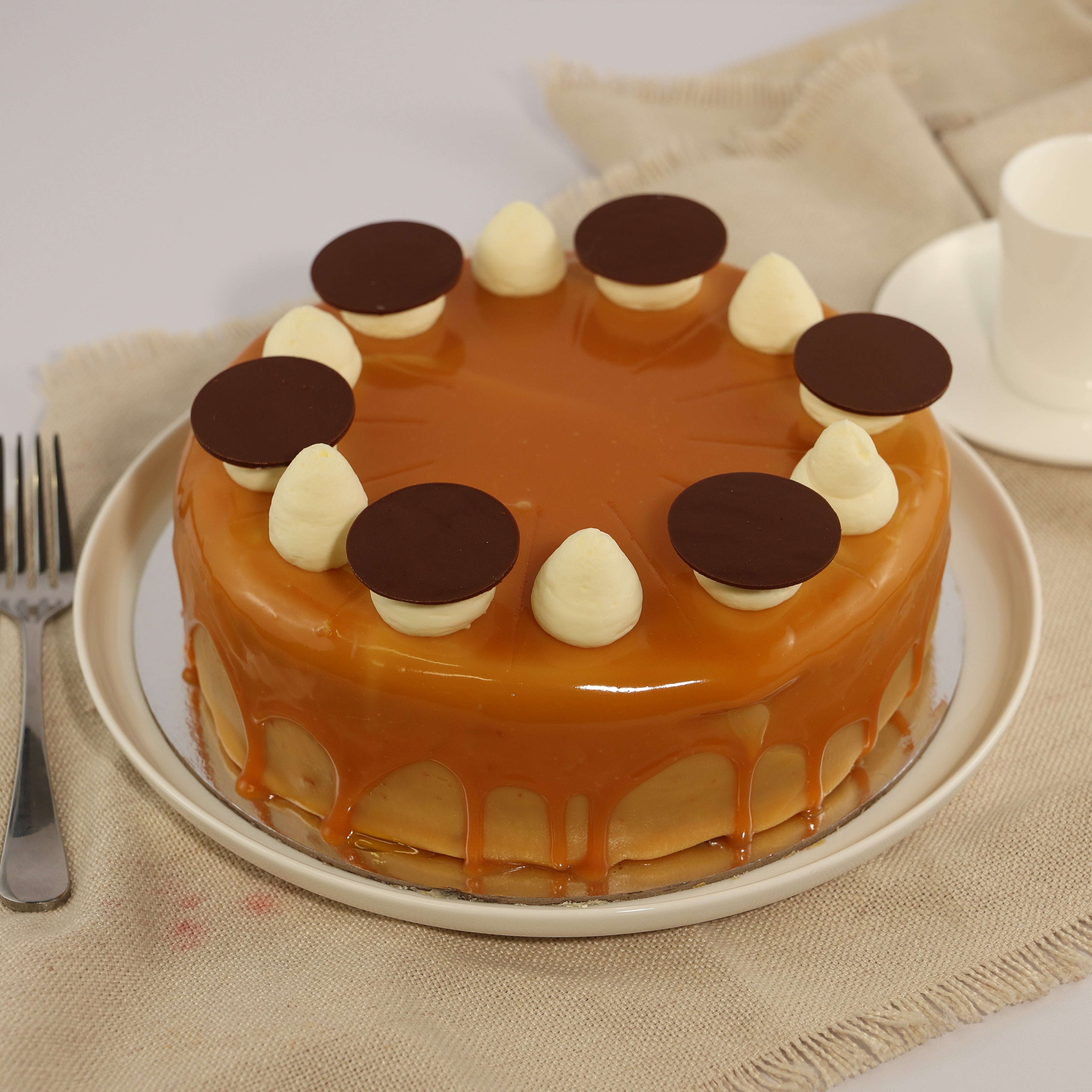 LARGE MISSISSIPPI MUD CAKE