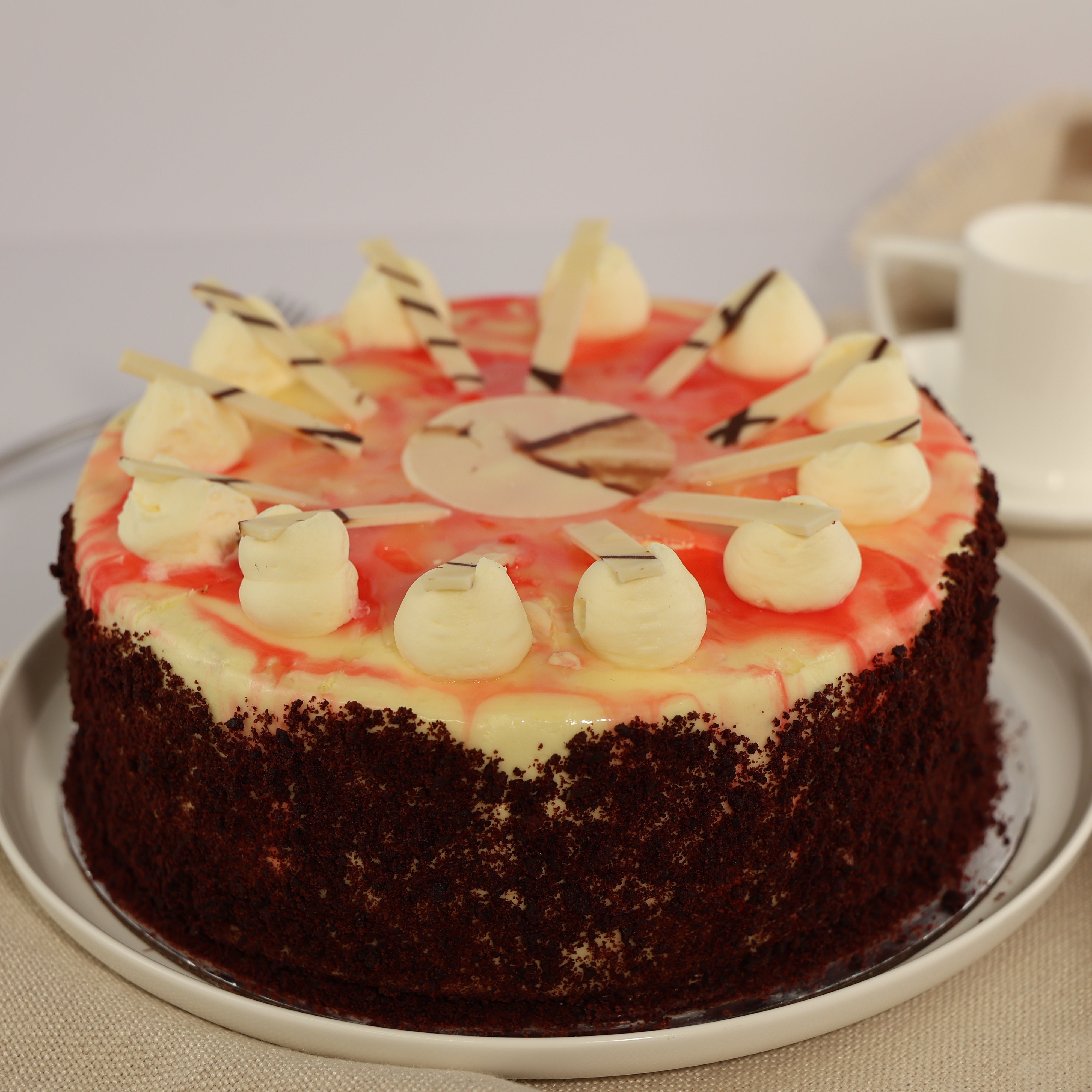 LARGE RED VELVET CAKE