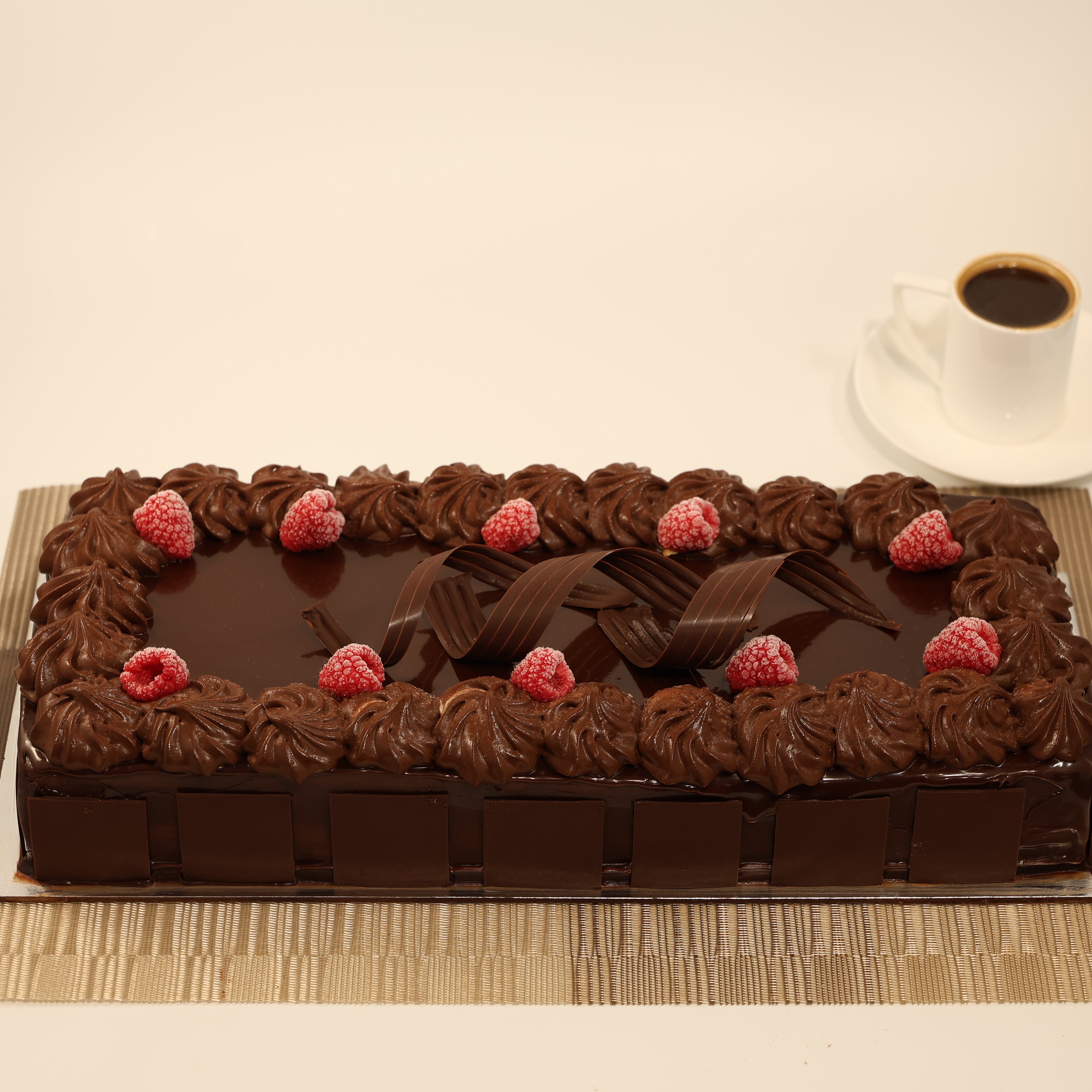 QUARTER MUD BIRTHDAY CAKE