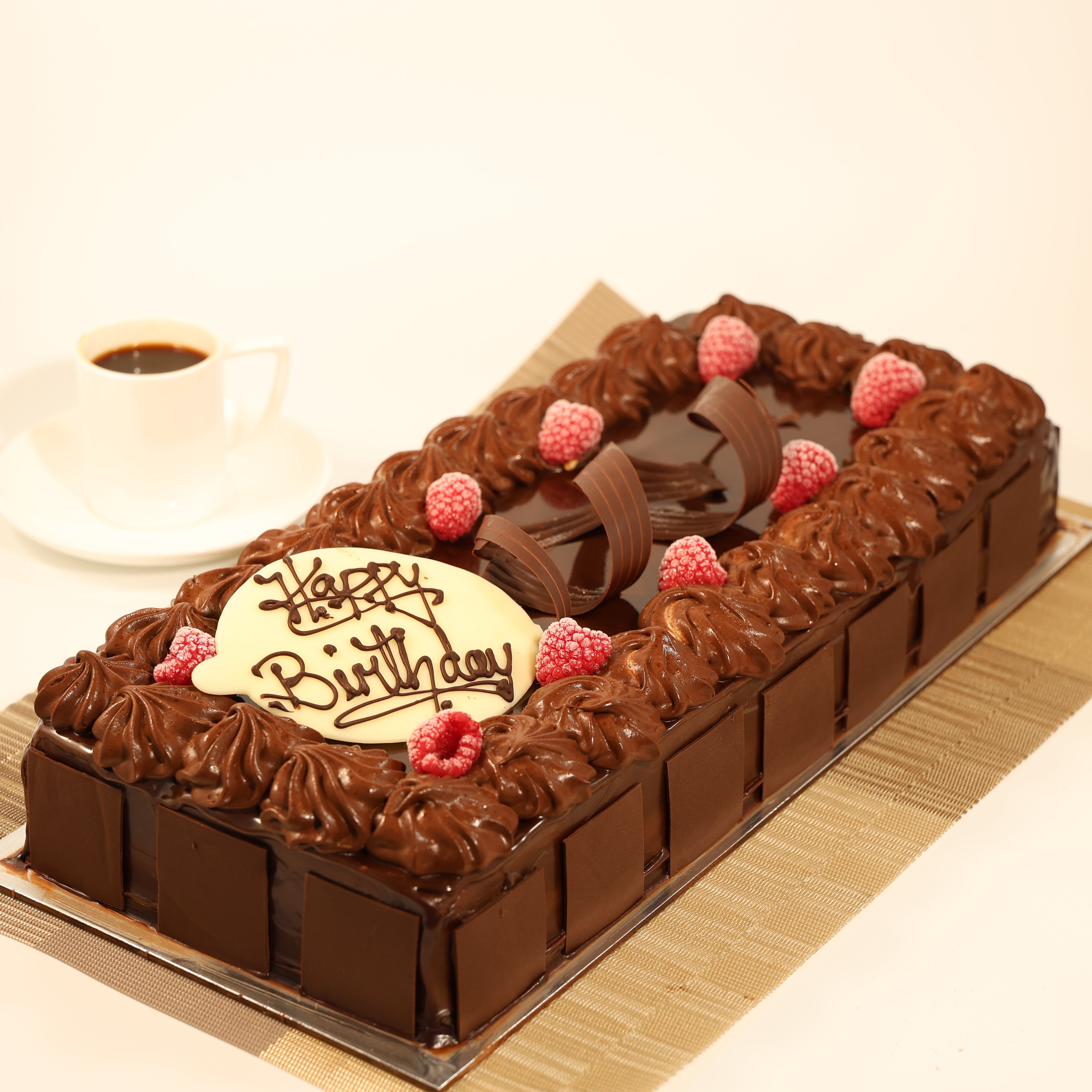 QUARTER MUD BIRTHDAY CAKE