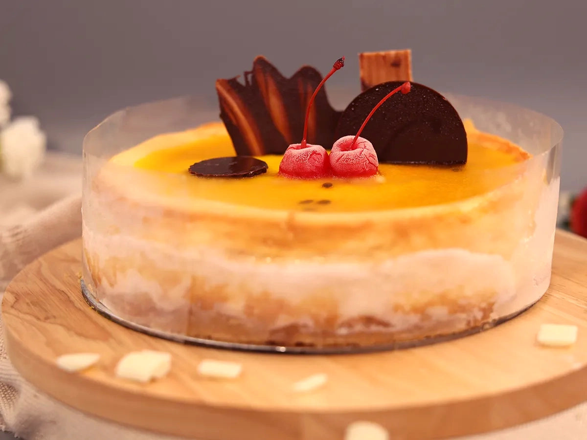 LARGE BAKED PASSIONFRUIT CHEESCAKE