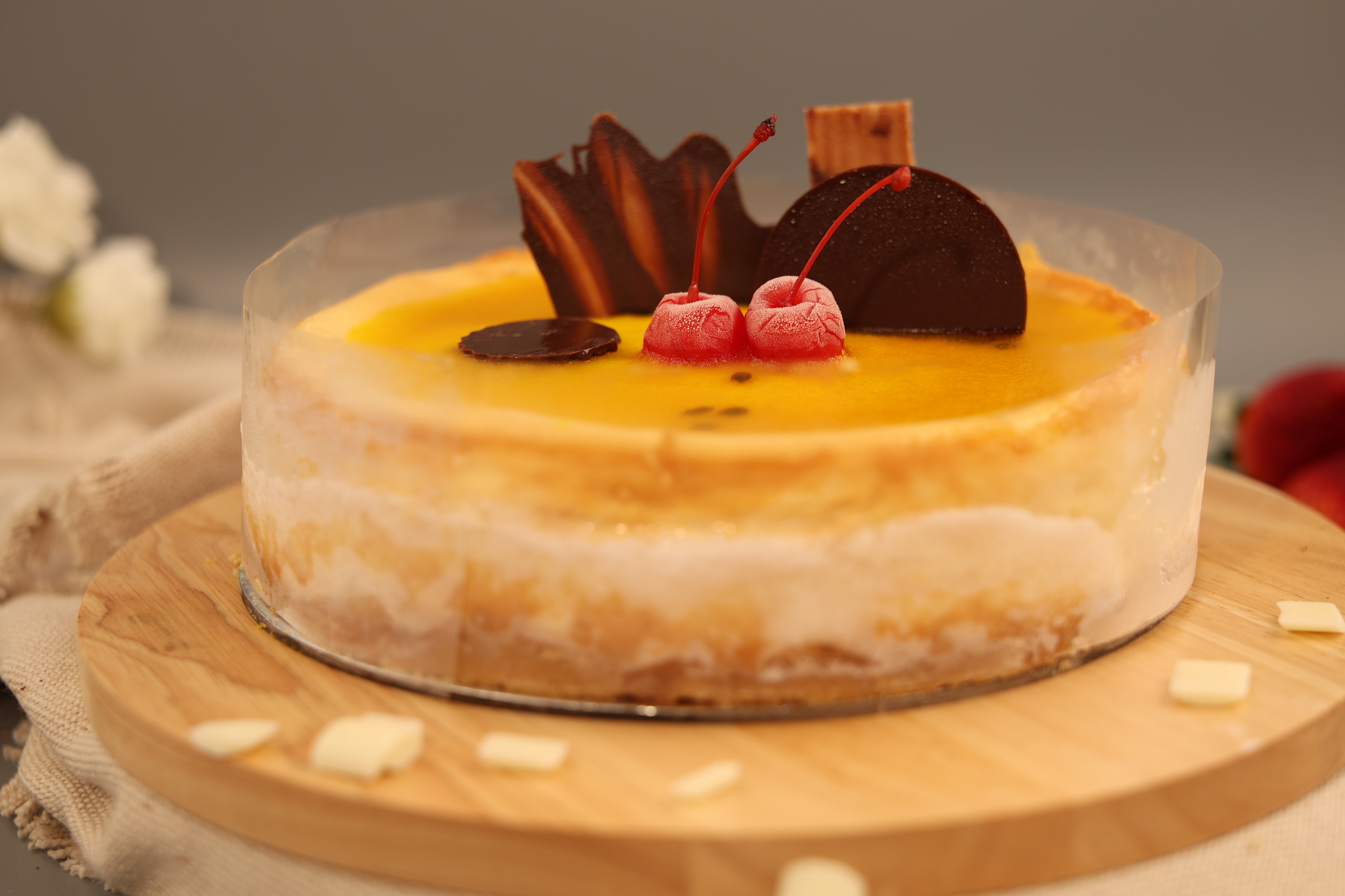LARGE BAKED PASSIONFRUIT CHEESCAKE