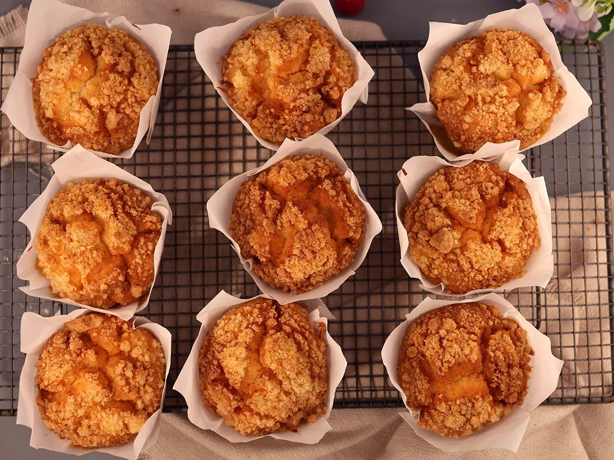 APPLE CRUMBLE MUFFINS BOX 9
