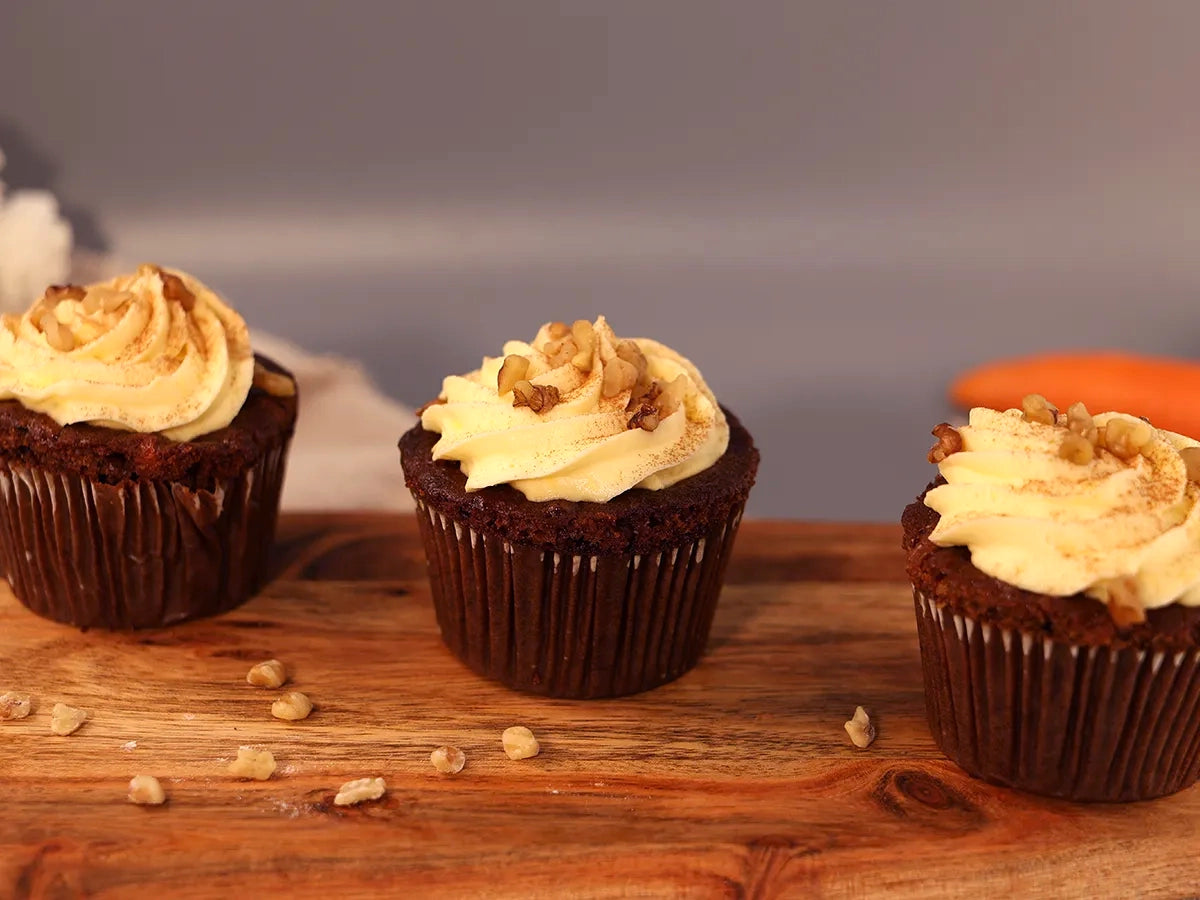 CARROT CAKE MUFFINS BOX 9