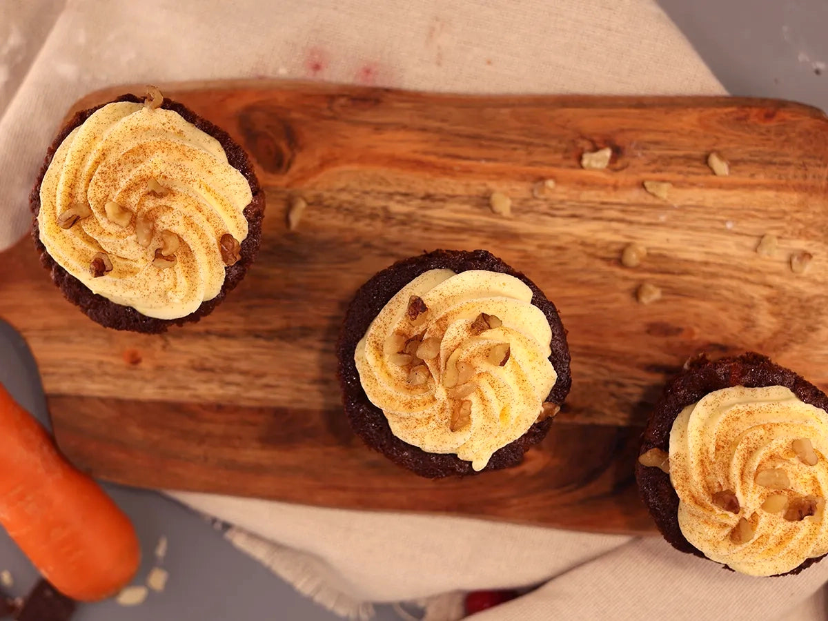 CARROT CAKE MUFFINS BOX 9