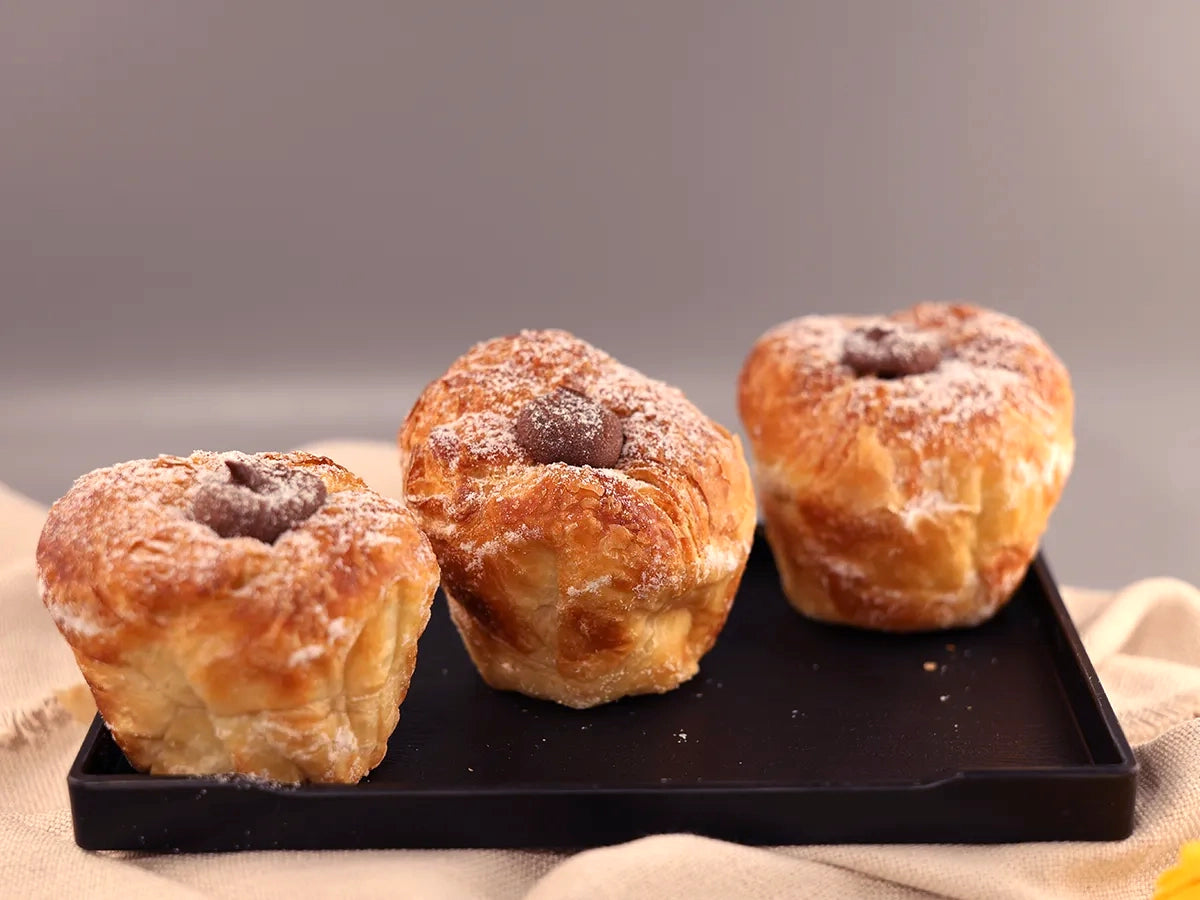 CARAMEL (CHOC) CRUFFINS BOX 9