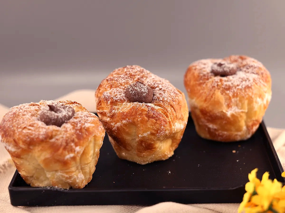 CARAMEL (CHOC) CRUFFINS BOX 9