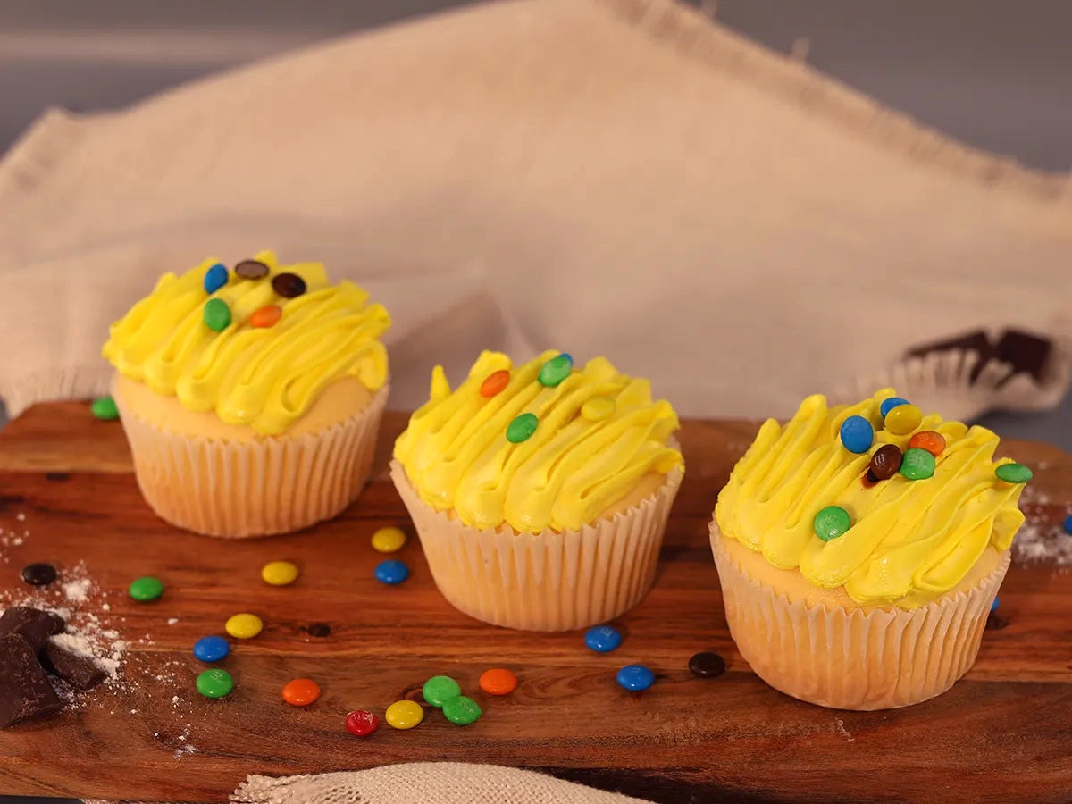 ASSORTED CUPCAKES BOX 12