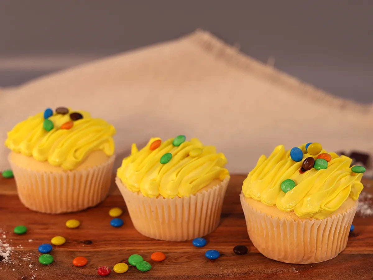 ASSORTED CUPCAKES BOX 12