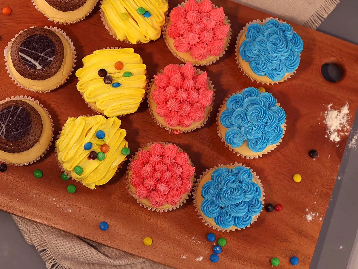 ASSORTED CUPCAKES BOX 12