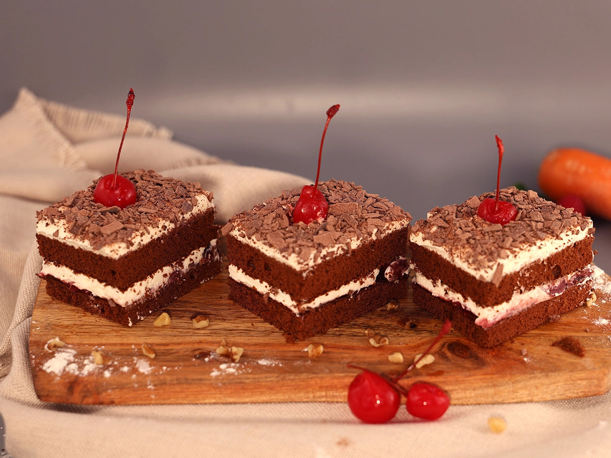 BLACK FOREST SLICES BOX 8
