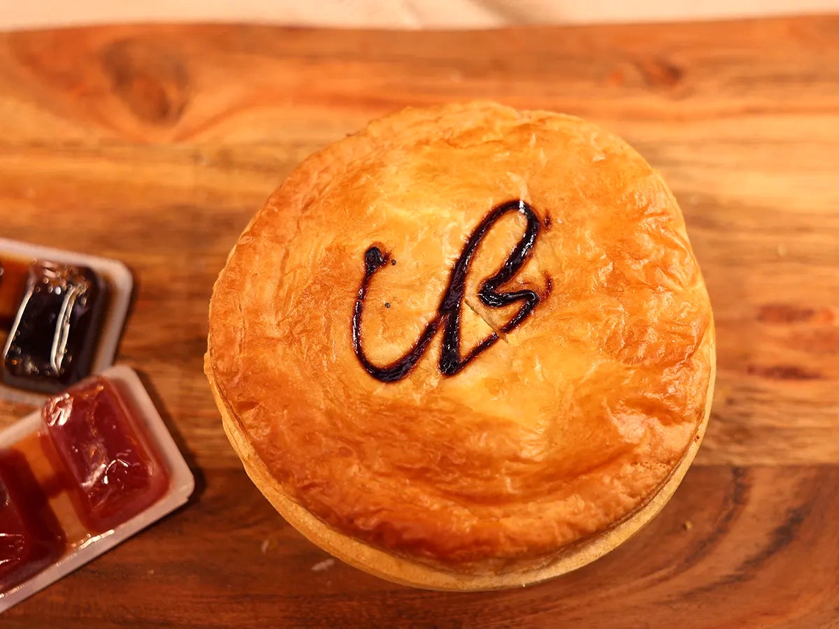 CHUNKY STEAK BACON & CHEESE PIES BOX 6