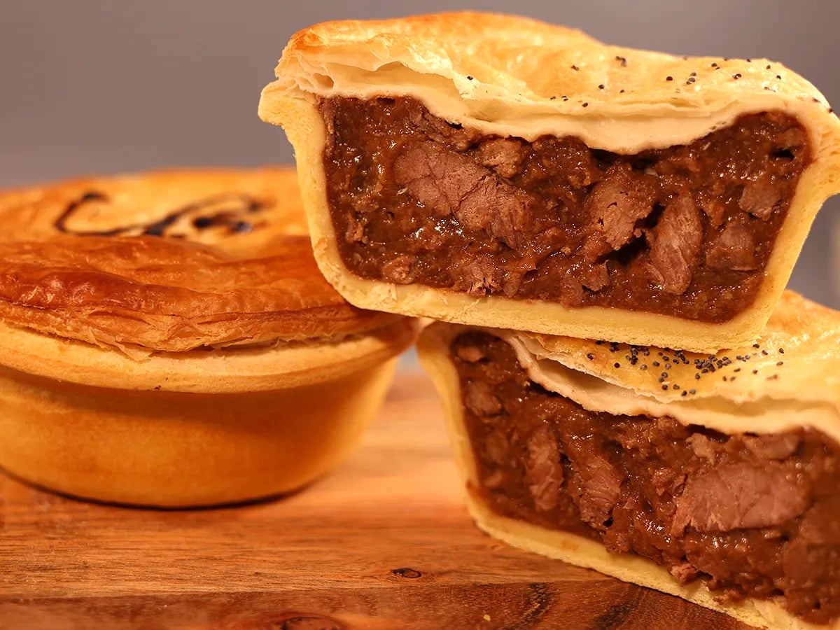 CHUNKY STEAK BACON & CHEESE PIES BOX 6