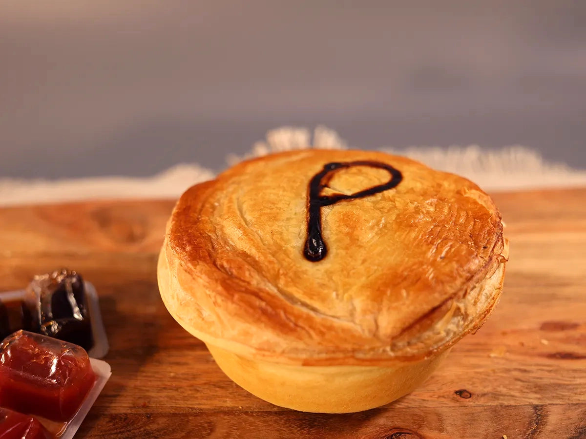 CHUNKY STEAK & PEA PIES BOX 6