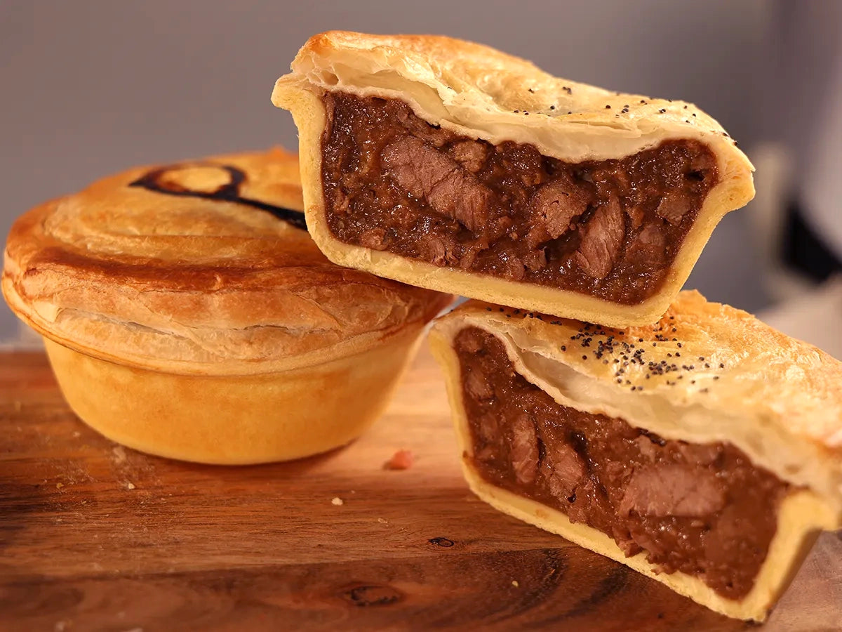 CHUNKY STEAK & PEA PIES BOX 6