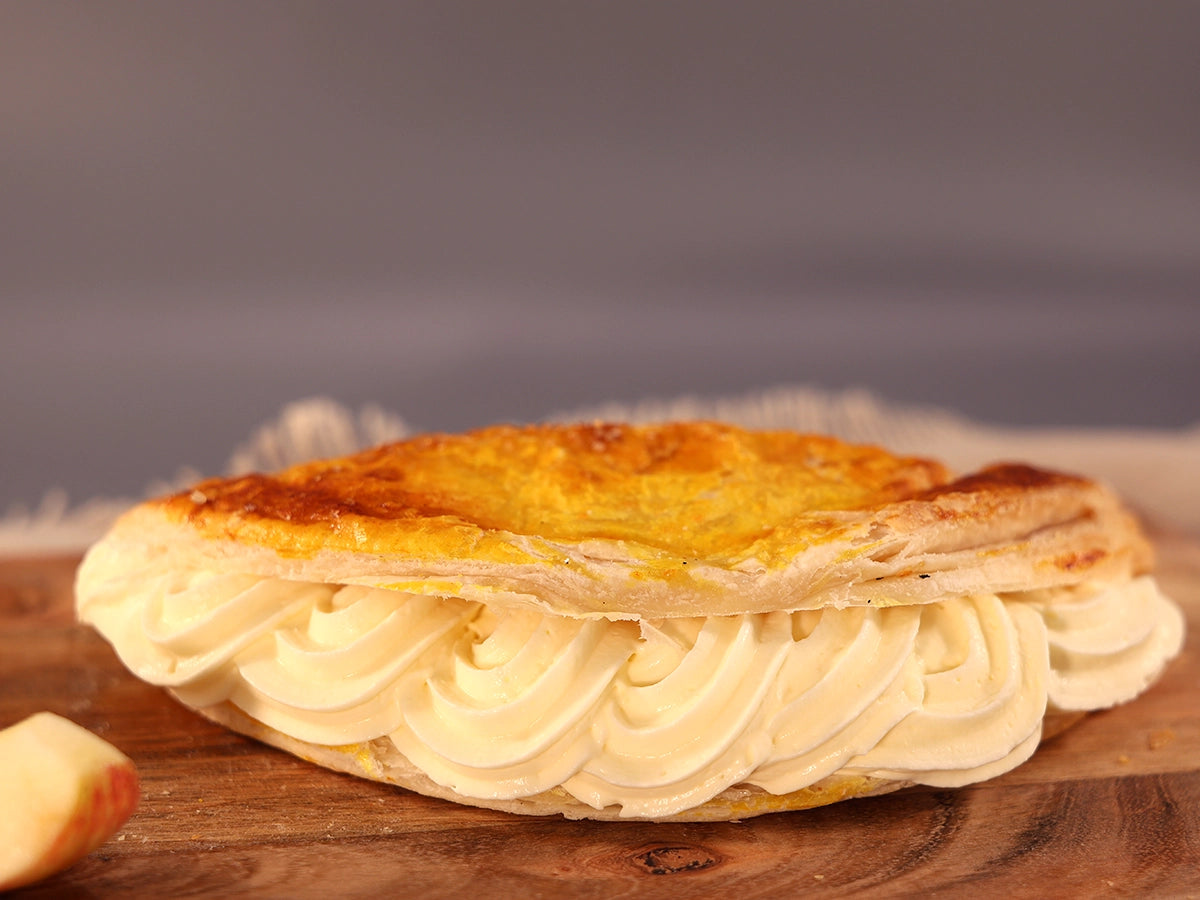 APPLE TURNOVER CREAM SLICES BOX 6