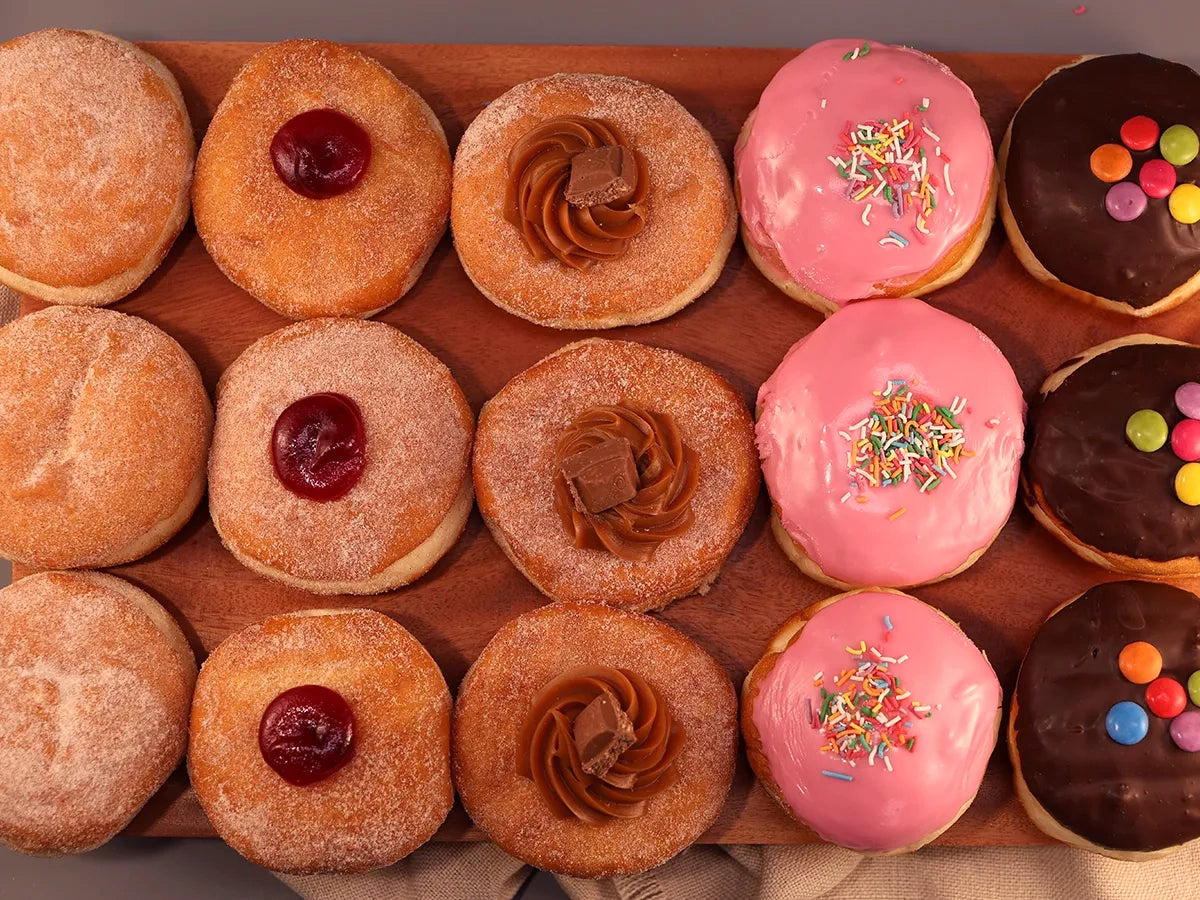 MIXED DONUTS BOX 15