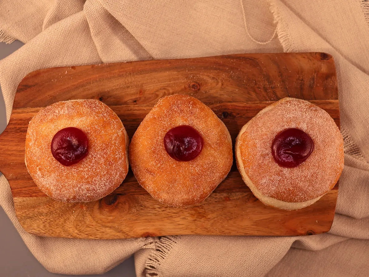 JAM CINNAMON DONUTS BOX 15