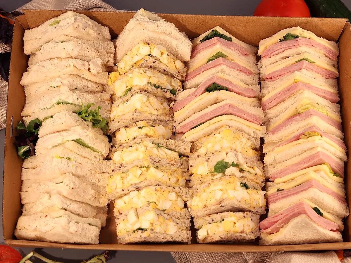 TRADITIONAL TRIANGLE SANDWICHES - BY SERVE 6