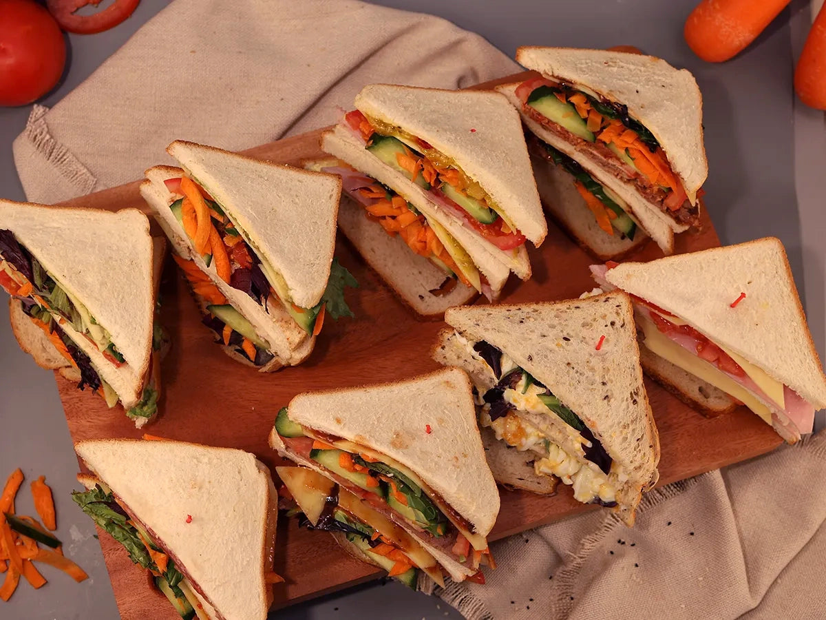 LARGE TRADITIONAL TRIANGLE SANDWICHES BOX 8