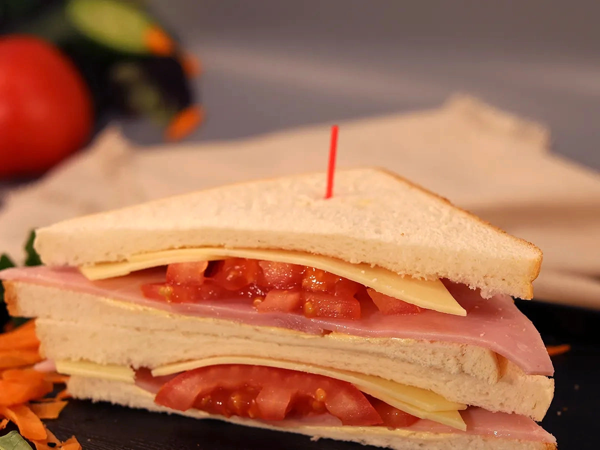 LARGE TRADITIONAL TRIANGLE SANDWICHES BOX 8