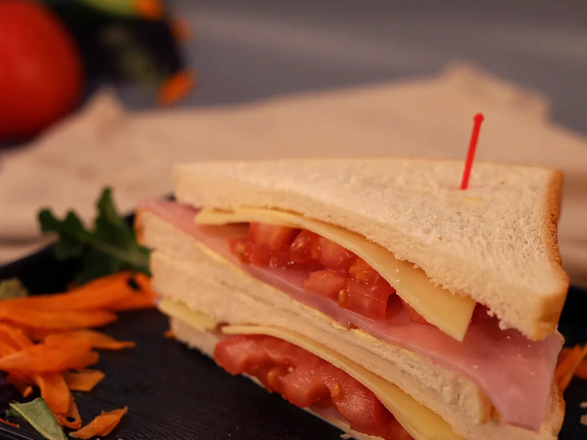 LARGE TRADITIONAL TRIANGLE SANDWICHES BOX 8