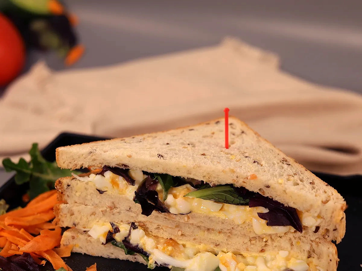 LARGE TRADITIONAL TRIANGLE SANDWICHES BOX 8