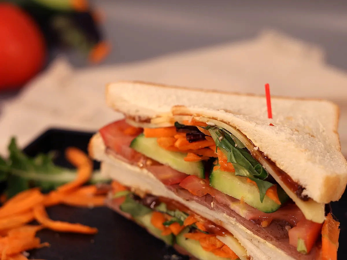 LARGE TRADITIONAL TRIANGLE SANDWICHES BOX 8