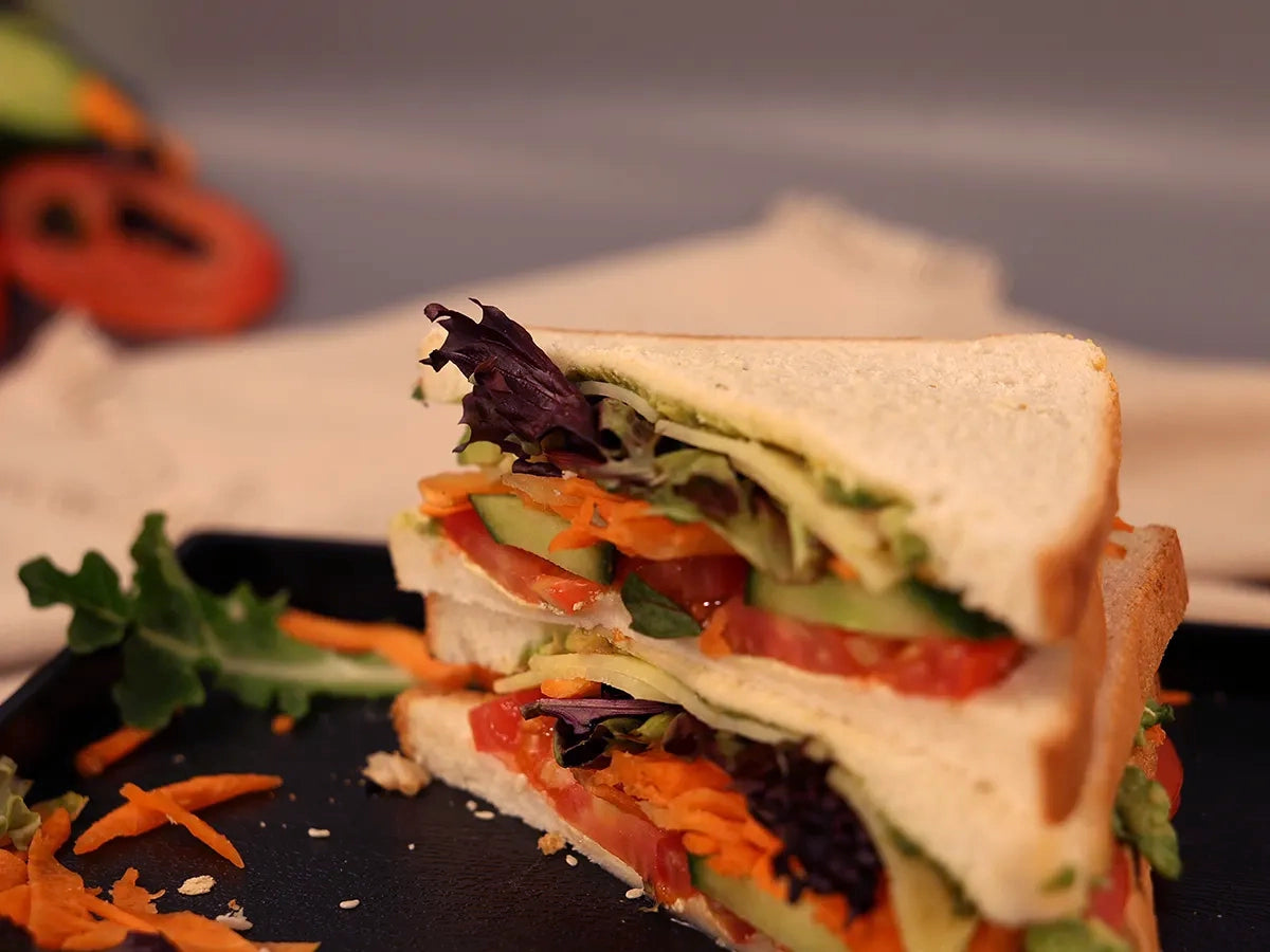 LARGE TRADITIONAL TRIANGLE SANDWICHES BOX 8